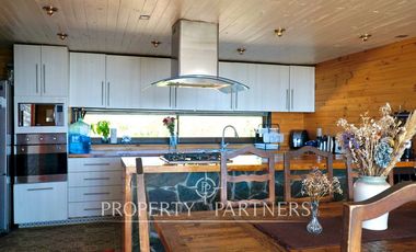 Pichilemu, Casa con Maravillosa vista a Punta de Lobos