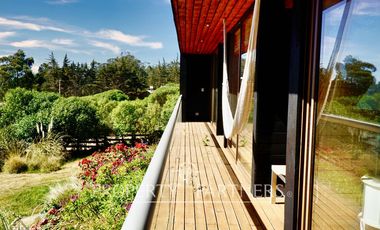 Pichilemu, Casa con Maravillosa vista a Punta de Lobos