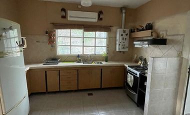CASA EN VENTA BARRIO TORTUGUITAS