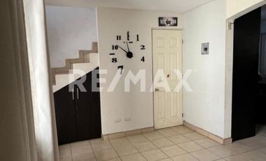 CASA EN VENTA LOMAS DE LA PRESA