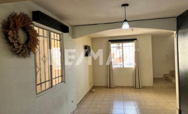 CASA EN VENTA LOMAS DE LA PRESA