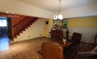 Casa 4 ambientes en Lanús Este