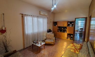 Casa en Esc.-B.Belen