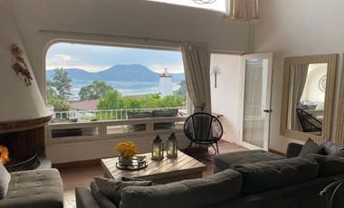CASA EN VENTA EN VALLE DE BRAVO