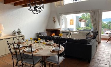 CASA EN VENTA EN VALLE DE BRAVO