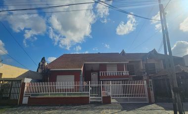Casa en  2n Plantas Con Gran Fondo Libre