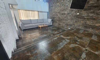 Casa en  2n Plantas Con Gran Fondo Libre
