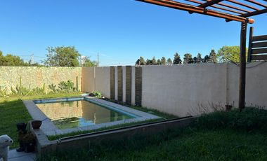 CASA A LA VENTA EN ZONA BAEZ Y AVENIDA EJERCITO