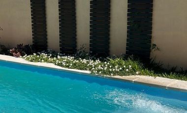 CASA A LA VENTA EN ZONA BAEZ Y AVENIDA EJERCITO