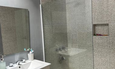 CASA A LA VENTA EN ZONA BAEZ Y AVENIDA EJERCITO