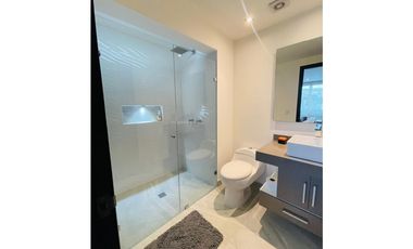 venta penthouse amoblado milla de oro Medellin