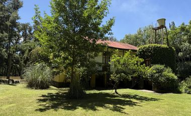 Casa en  venta en el Delta de Tigre sobre arroyo Caraguata