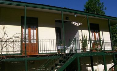 Casa en  venta en el Delta de Tigre sobre arroyo Caraguata