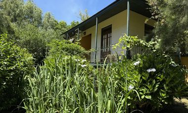 Casa en  venta en el Delta de Tigre sobre arroyo Caraguata