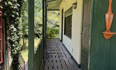 Casa en  venta en el Delta de Tigre sobre arroyo Caraguata