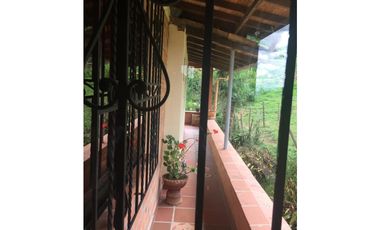 Vendo casa/finca Caldas Antioquia