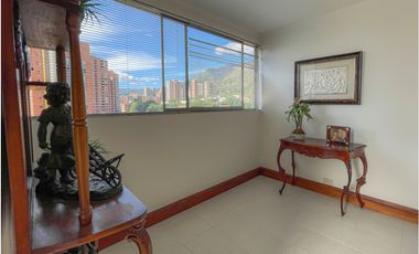 APARTAMENTO EN ARRIENDO EN EL POBLADO MEDELLN
