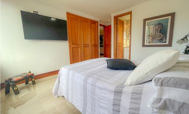 APARTAMENTO EN ARRIENDO EN EL POBLADO MEDELLN