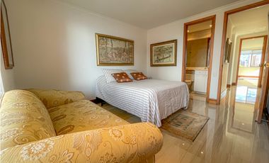 APARTAMENTO EN ARRIENDO EN EL POBLADO MEDELLN