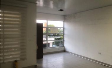 OFICINA DISPONIBLE PARA ARRIENDO BARRIO CENTRO