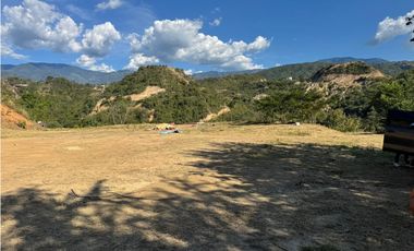 EN VENTA LOTE EN SAN JERÓNIMO ANTIOQUIA