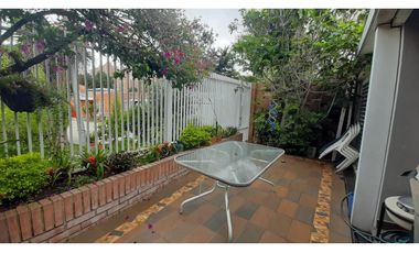 Casa remodelada para venta en Niza - Córdoba