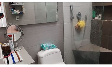 Casa remodelada para venta en Niza - Córdoba