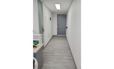 OFICINA EN ARRIENDO SECTOR SAN JULIAN - POBLADO