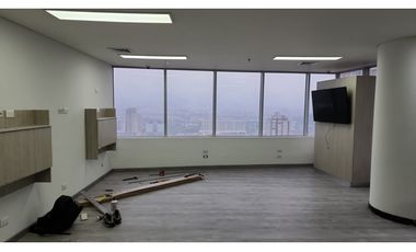 OFICINA EN ARRIENDO SECTOR SAN JULIAN - POBLADO