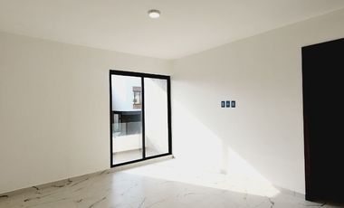Casa en VENTA CON AMPLIO TERRENO fracc LOMAS RESIDENCIAL