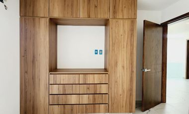 Casa en VENTA CON AMPLIO TERRENO fracc LOMAS RESIDENCIAL