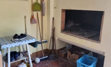 CASA A LA VENTA EN CALLE SALVARINI