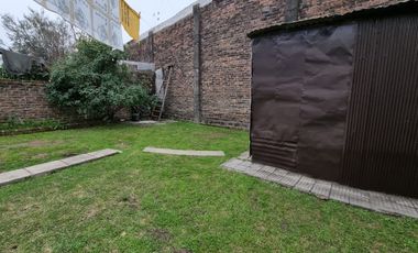 CASA A LA VENTA EN CALLE SALVARINI