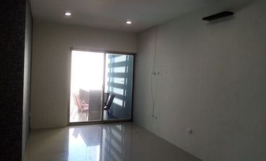 SE RENTA CASA EN FRACC AZUL