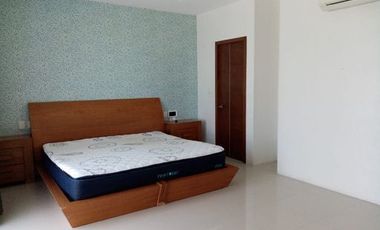 SE RENTA CASA EN FRACC AZUL