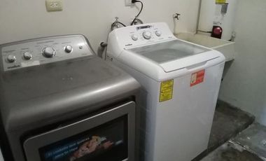 SE RENTA CASA EN FRACC AZUL