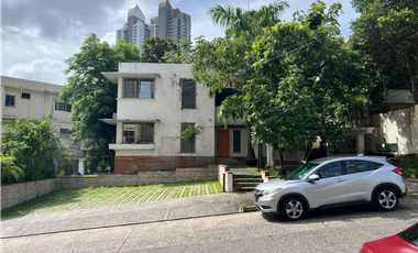 EL CANGREJO / TERRENO / COMERCIAL O RESIDENCIAL / 1300M2 / PLANO