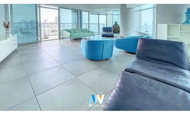 Venta de Apartamento en Avenida Balboa PH Yacht Club