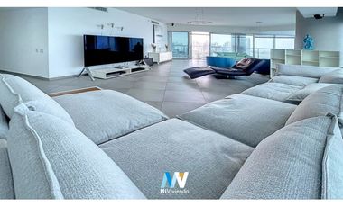 Venta de Apartamento en Avenida Balboa PH Yacht Club