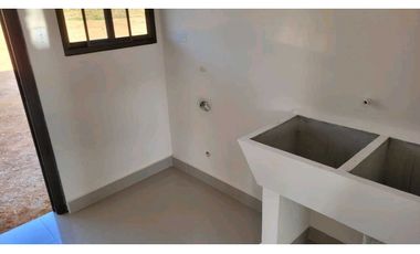 SE ALQUILA CASA EN PEÑA SANTIAGO