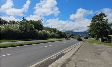 Se Vende Terreno Comercial de 7,500m2 en El Espavé - Chame (DR)