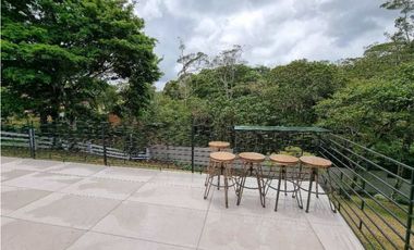 VENDO CASA EN ALTOS DEL MARIA