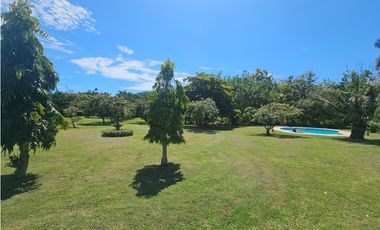 Se Vende Finca de 6.4 has vivienda o uso comercial en Coronado(DR)