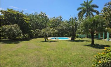 Se Vende Finca de 6.4 has vivienda o uso comercial en Coronado(DR)