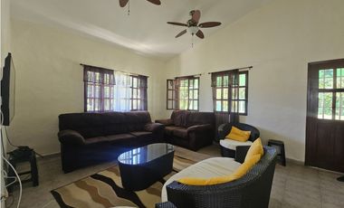 Se Vende Finca de 6.4 has vivienda o uso comercial en Coronado(DR)