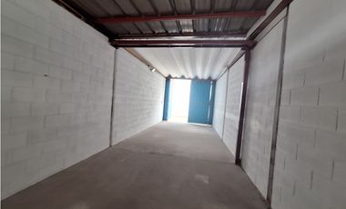 Ponceano, Bodega- Galpón en Renta, 37m2, 1 Ambiente