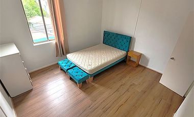 Casa en Venta en a 750m de la playa, INACAP y estación Portales.