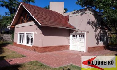 Chalet en venta en Barrio Corimayo