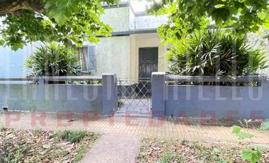 Casa en venta en Ezpeleta Oeste