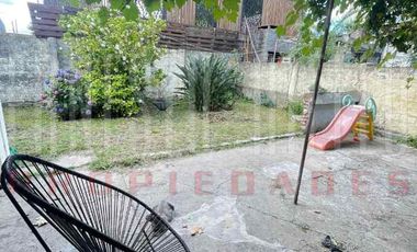 Casa en venta en Ezpeleta Oeste